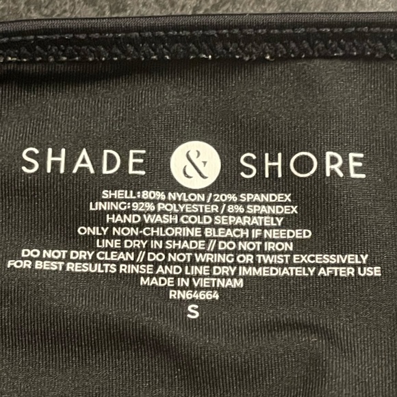 Bikini - Picture 5 of 5